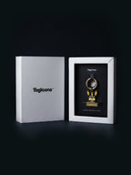 Chihuahua desenli köpek künyesi, altın renk metal ve siyah detaylı, isim yazdırılabilir evcil hayvan etiketi.