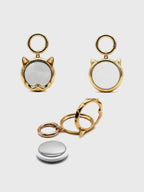 Kedi figürlü airtag koruyucu kılıf, şık ve sağlam yapısıyla evcil hayvan aksesuarı.