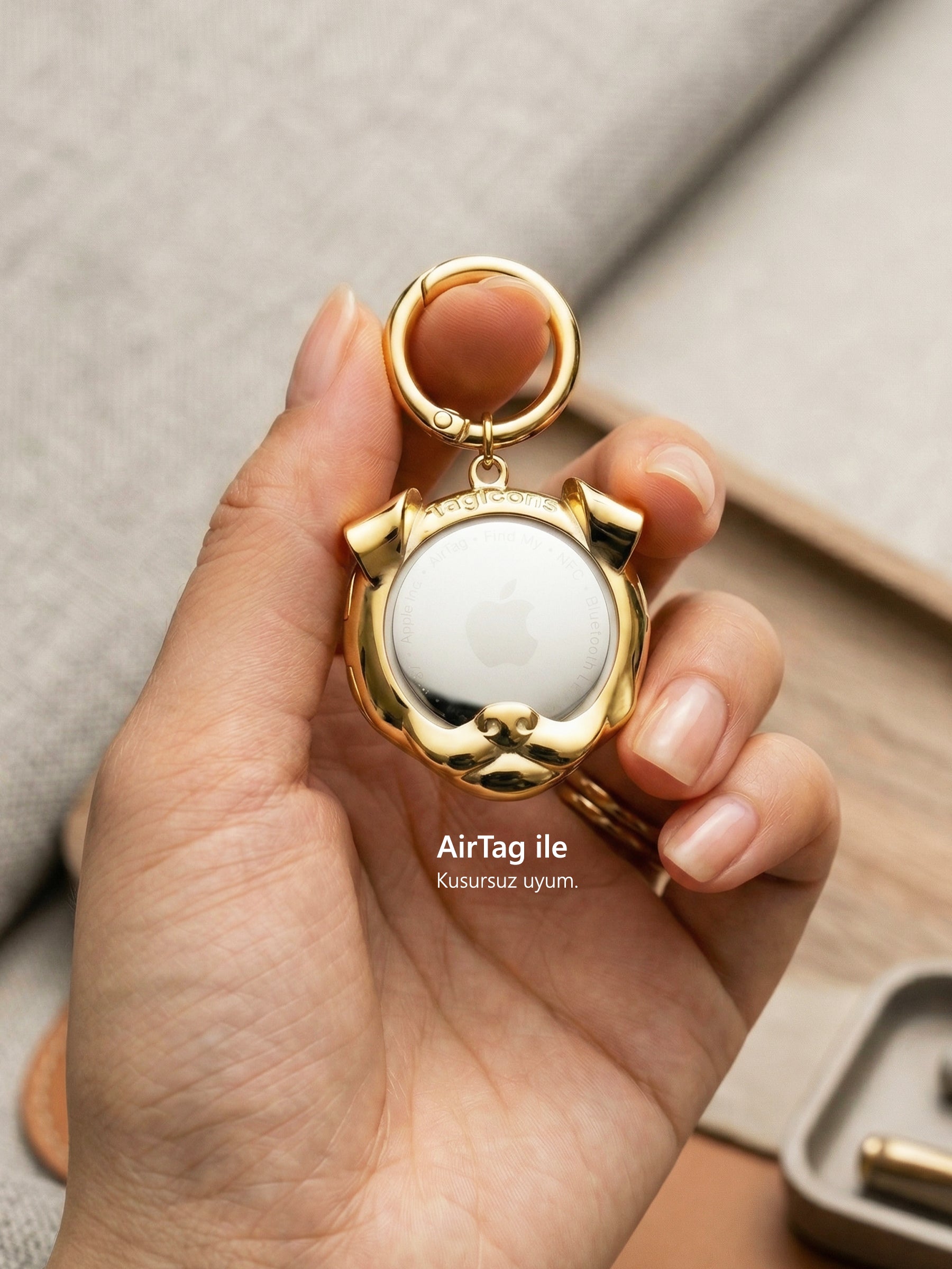 Kişiye özel köpek tasarımlı airtag kılıfı, köpekler için güvenli ve şık takip çözümü.